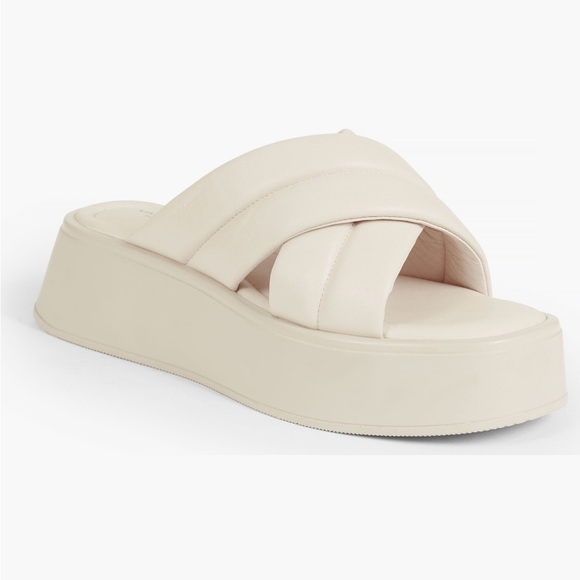NIB Vagabond Shoemaker Courtney Platform Cream Off White Sandals Size 10 - Picture 1 of 5